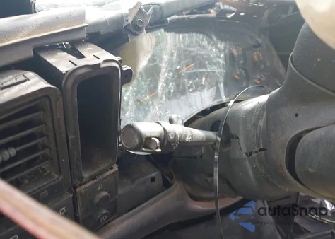 2003 Chevrolet Avalanche 1500 из США, поврежденный, VIN 3GNEC13TX3G200447